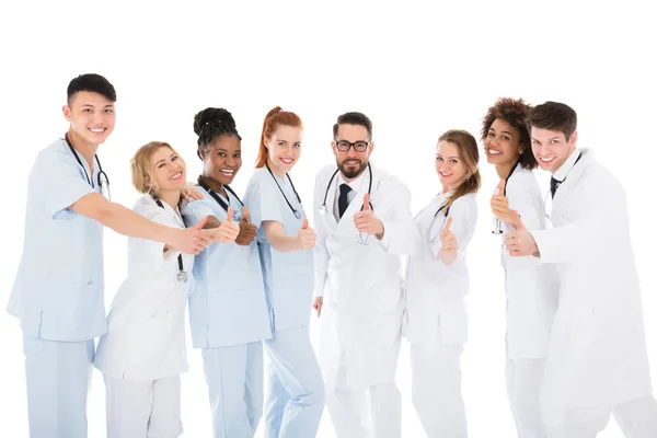 Tým lékařů multietnické — Stock fotografie