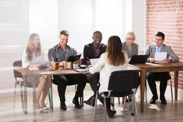 Grupp Olika Företagare Ett Möte Kontoret — Stockfoto