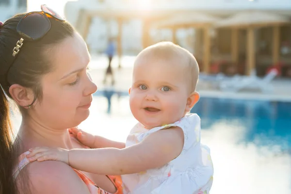 Mother With Smiling Baby — Stock Photo, Image