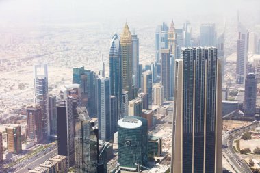 Dubai gökdelenlerin yüksek açılı görünüş