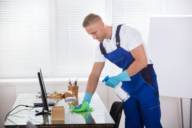 Kapıcı bilgisayar Temizleme 