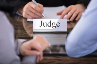 Yargıç adı plaka Resepsiyon üzerinde