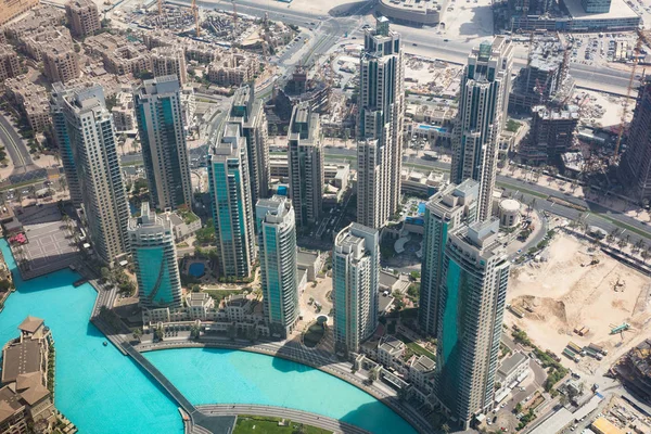 Dubai modern gökdelenler