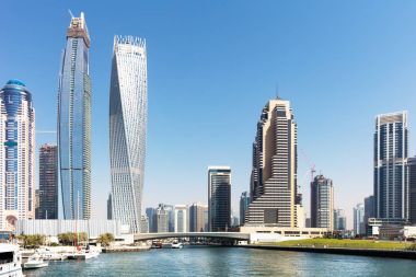 Dubai Marina 'daki gökdelenler