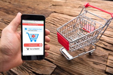 işadamı holding smartphone 