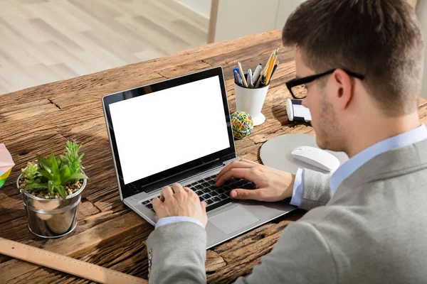 Businessman Using Laptop — Stock Photo, Image