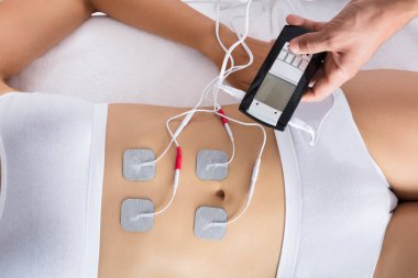 Terapist vererek elektrotlar terapi 