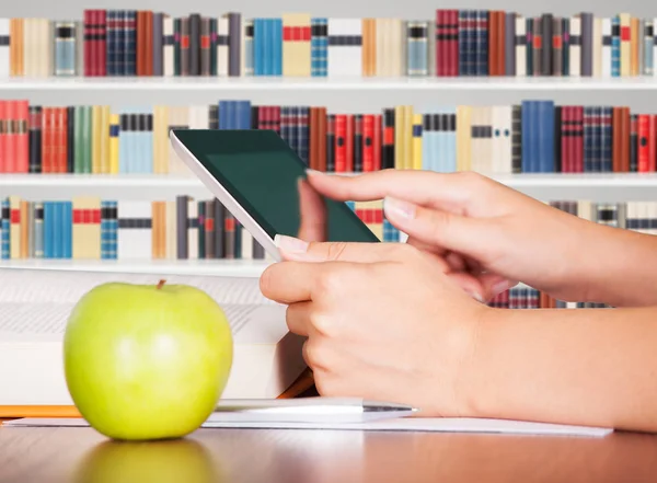 Hands Using Digital Tablet — Stock Photo, Image