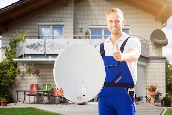 Man Holding Satellite Dish — Stock Photo, Image
