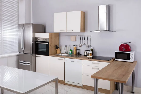 cuisine intérieure moderne avec parquet vue d'en haut