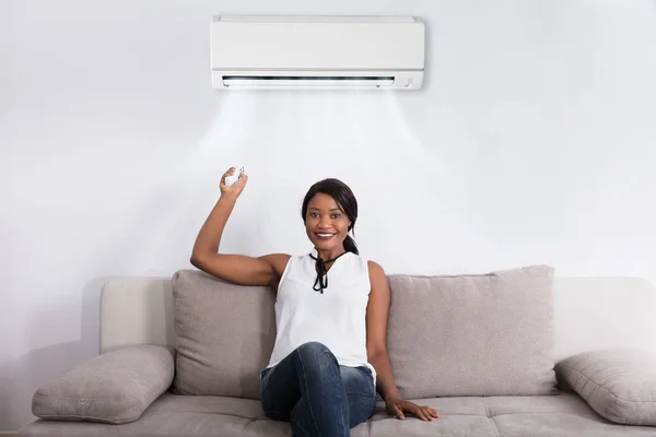 Légkondicionáló használatával nő — Stock Fotó