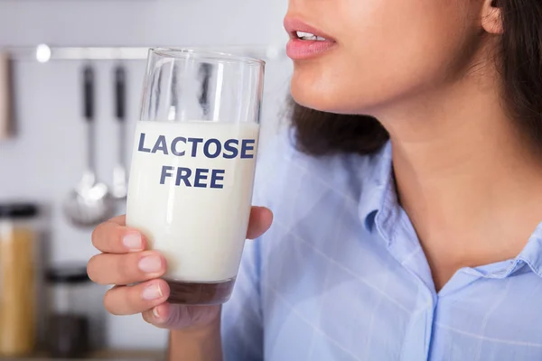 Woman Holding Glass Of Milk — Stock Photo, Image