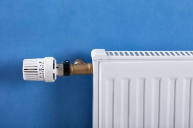 termostat ile radyatör