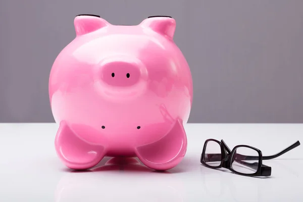 Piggy Bank On Table — Stock Photo, Image