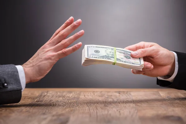 Businessperson Refusing Bribe — Stock Photo, Image