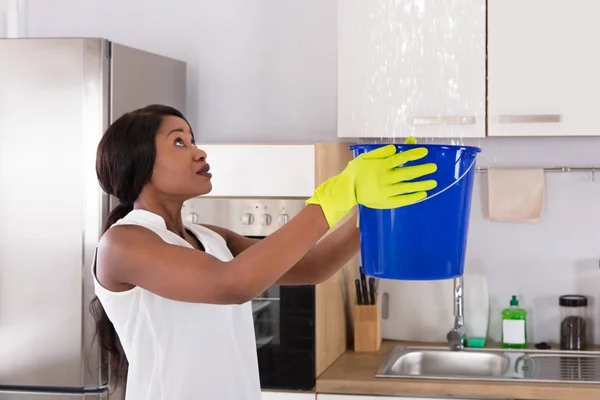 Woman Holding Bucket — Stock Photo, Image