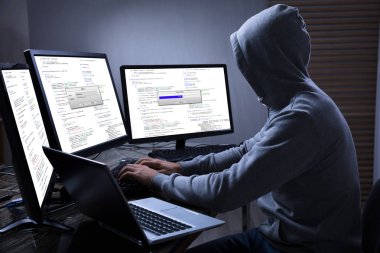 Birden fazla bilgisayar kullanma hacker