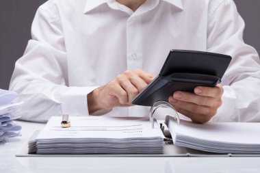 Ofis Masası, vergisini hesaplamak işkadını Close-Up