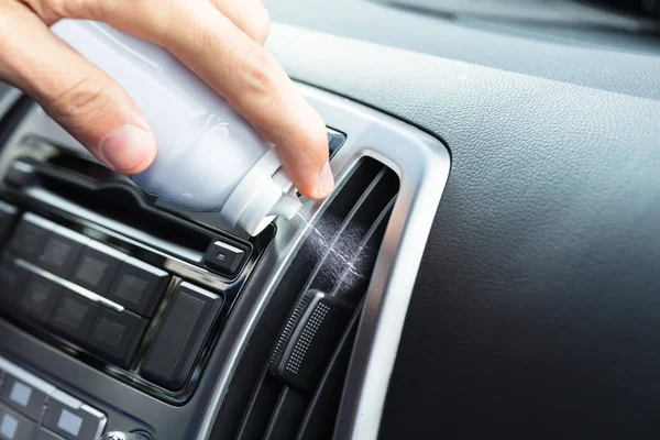 Person Hand Cleaning Air Conditioner Bottle Car — Stock Photo, Image