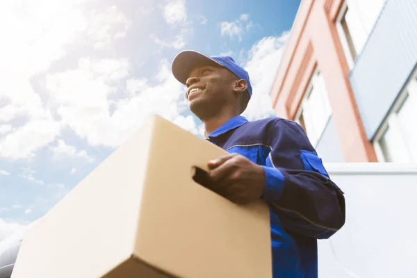 Low Angle View Loader Man Standing Van Holding Cardboard Box — Stock Photo, Image