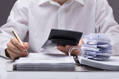 Ofis Masası, vergisini hesaplamak işkadını Close-Up