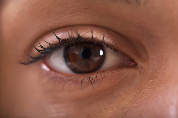 Extreme Close Foto Van Afrikaanse Vrouw Oog — Stockfoto