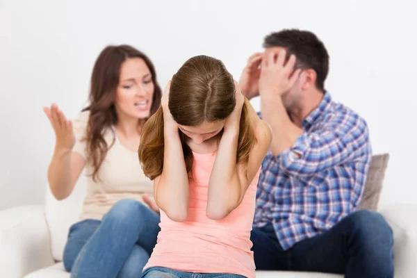 Parent Sitting Sofa Quarreling Loudly Girl Covering Her Ears — Stock Photo, Image