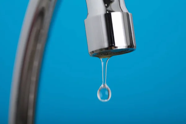 Close Leakage Tap Dripping Water Drop — Stock Photo, Image