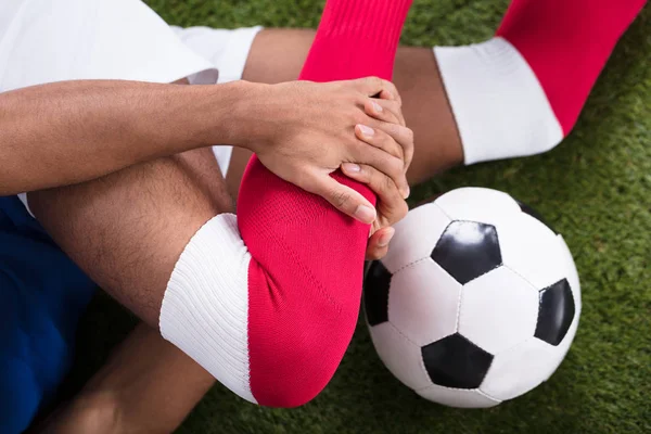 Close Injured Male Soccer Player Field — Stock Photo, Image