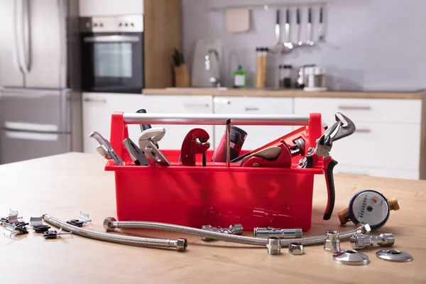 Werkzeugkiste Mit Verschiedenen Werkzeugen Auf Holztisch — Stockfoto