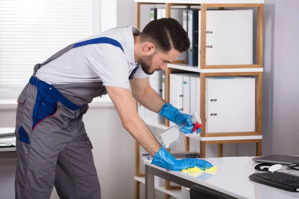 Close Young Man Cleaning Desk Office — Stock Photo, Image