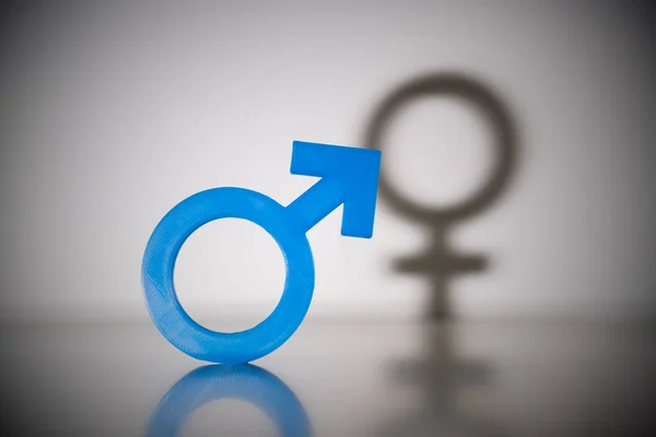 Blaues Männliches Gender Symbol Vor Dem Schatten Der Weiblichen Gender — Stockfoto