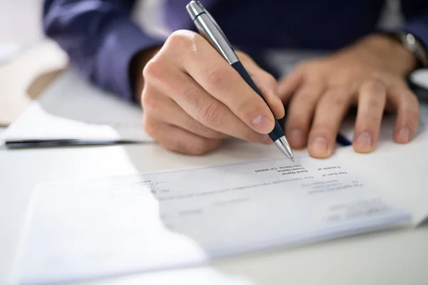 Close Human Hand Writing Cheque — Stock Photo, Image