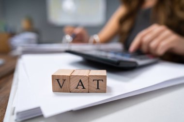 Vat Tahta Blokların İş Adamları Tasarısı ile Yakın Çekimi