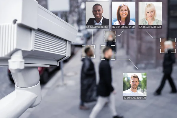 Retrato Del Rostro Joven Empresario Reconocido Con Precisión Con Sistema — Foto de Stock