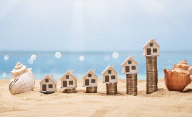 Sunny Beach 'te Yığılmış Paraların Üzerinde Ev Modelleri Ayarlandı