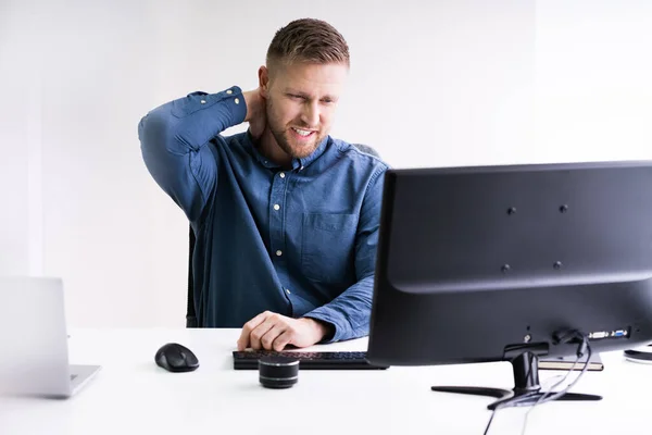 Young Businessman Office Desk Suffering Neck Pain — Stock Photo, Image