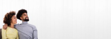 Afrika kökenli Amerikalı çift Geleceği düşünüp hayal ediyor