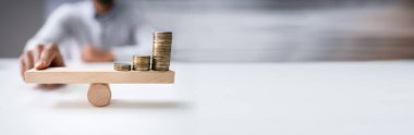 Enflasyon sırasında finansal kaldıraç ve zenginlik dengesi