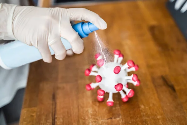 Limpeza Cozinha Com Toalhetes Higienização Contra Coronavirus — Fotografia de Stock