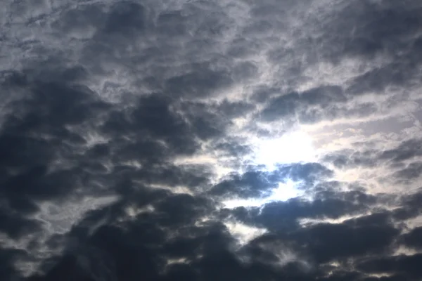 Dramatic dark clouds — Stock Photo, Image