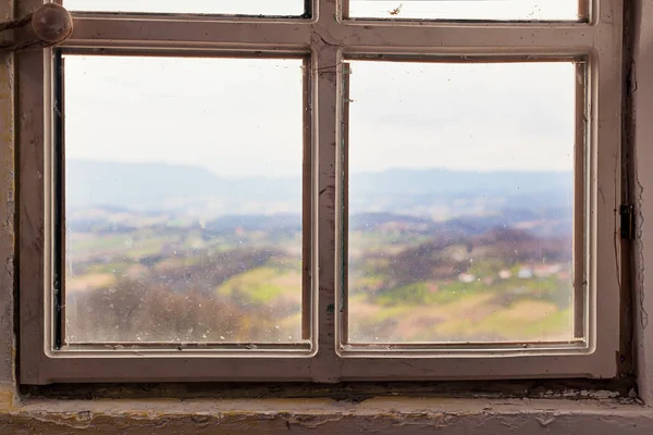 Staré dřevěné okno — Stock fotografie
