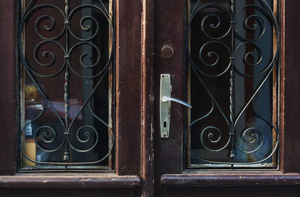 Старі Ретро дерев'яні двері — стокове фото
