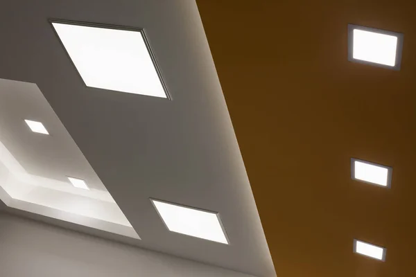 Ontwerp van een moderne plafond verlichting — Stockfoto