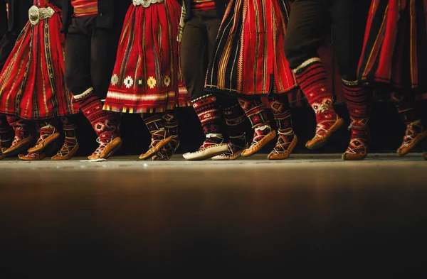 A szerb folklór lábak — Stock Fotó