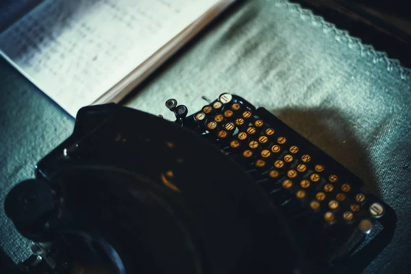 Typewriter With Cyrillic Letters — Stock Photo, Image