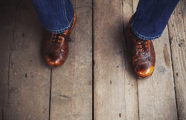 Zajímavé hnědé boty — Stock fotografie