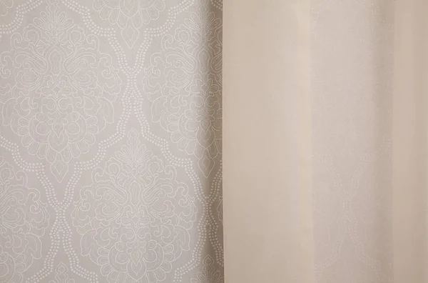 Curtain and Wallpapers — Stock Photo, Image