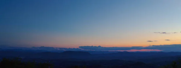 Zomer zonsondergang in Servië — Stockfoto