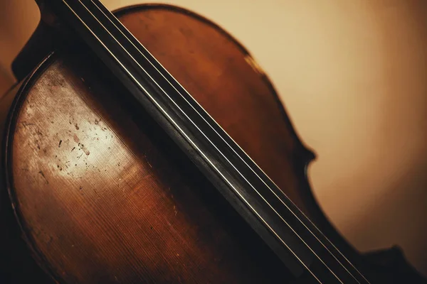 Detalhes de um violoncelo antigo — Fotografia de Stock